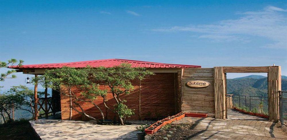 Aamod Resort Shimla Esterno foto