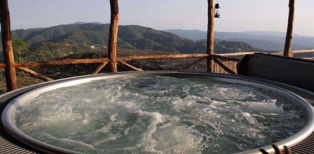 Aamod Resort Shimla Esterno foto
